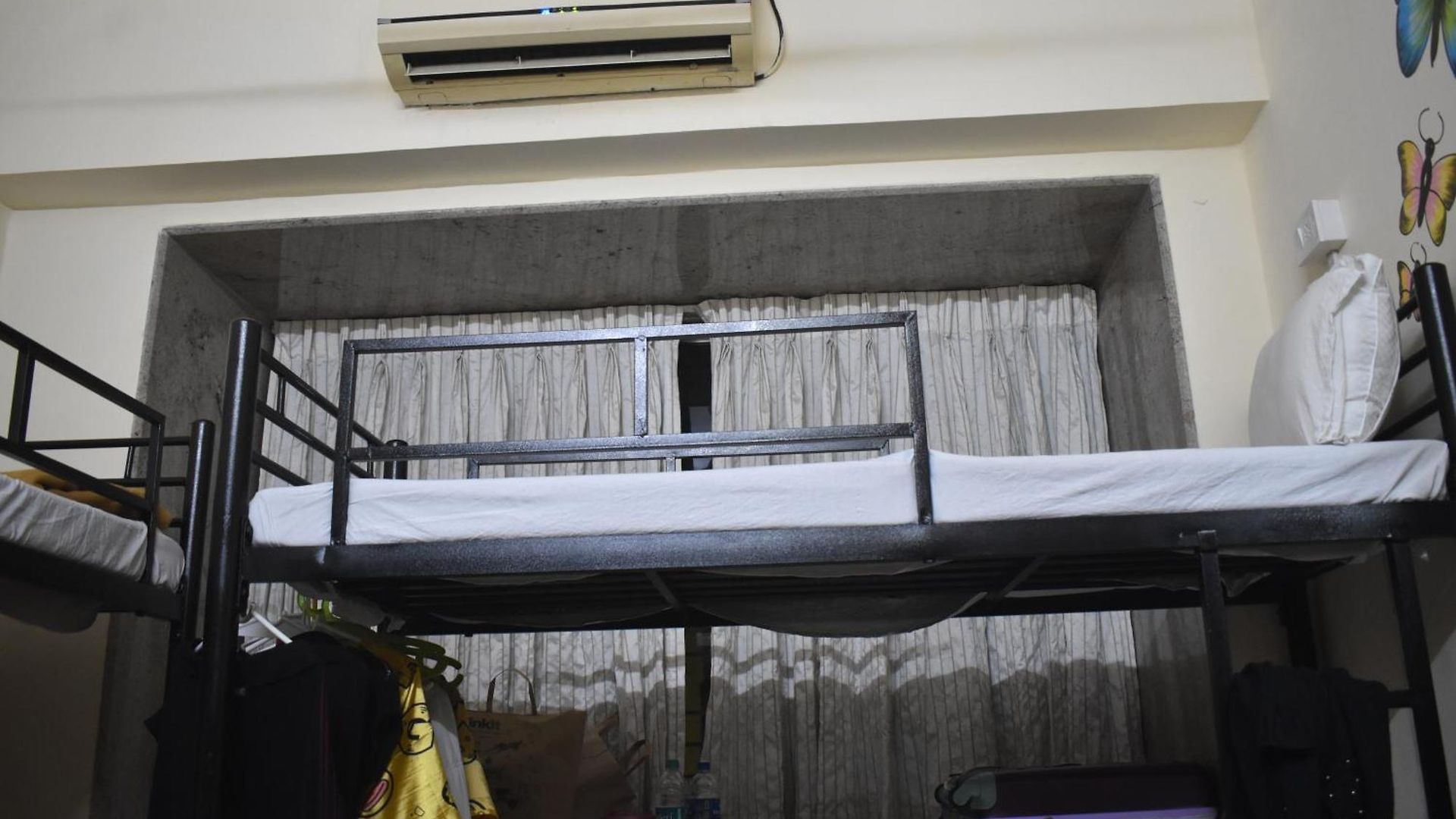 Solo Hostel Mumbai