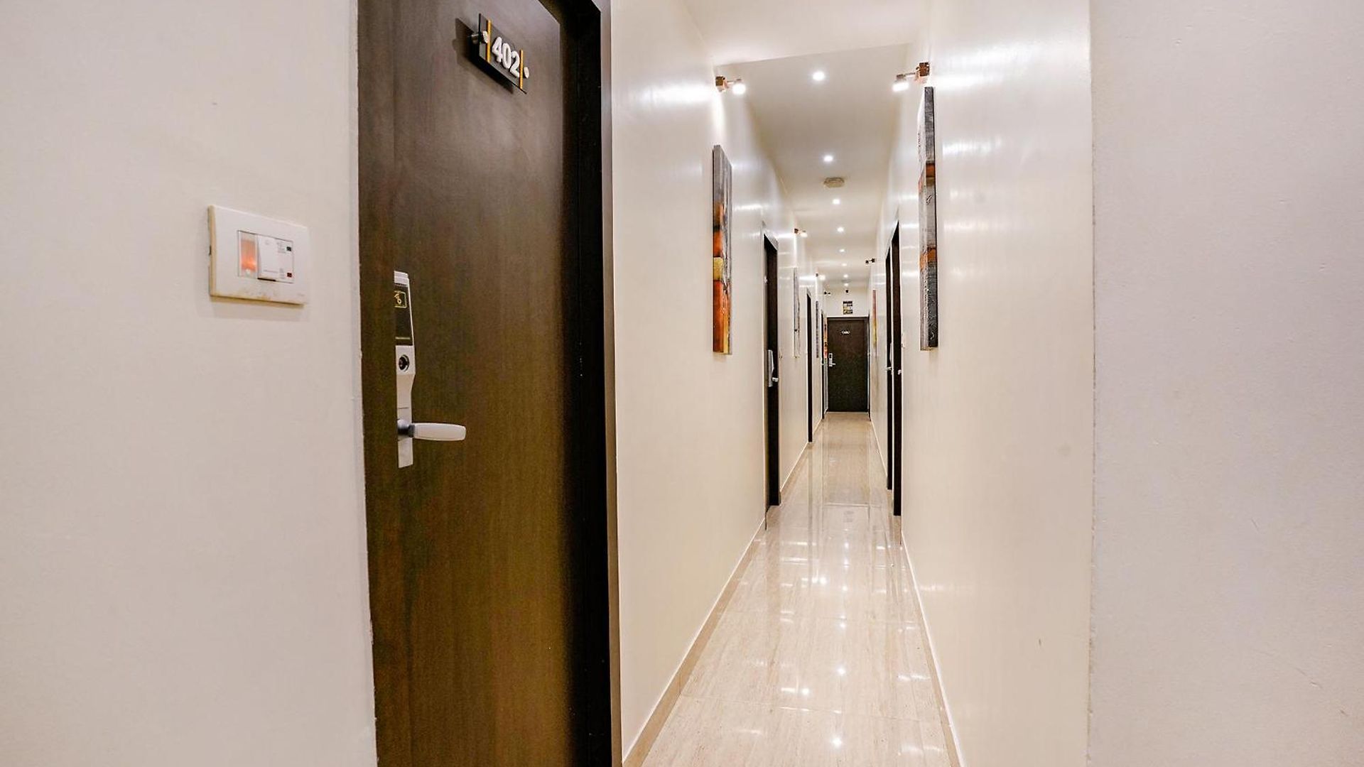 Hotel Via Abad 3*
