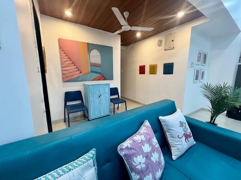 Apartment Mediterranean 2Bed Balcony Bandra Boojee Cafe By Connekthomes *