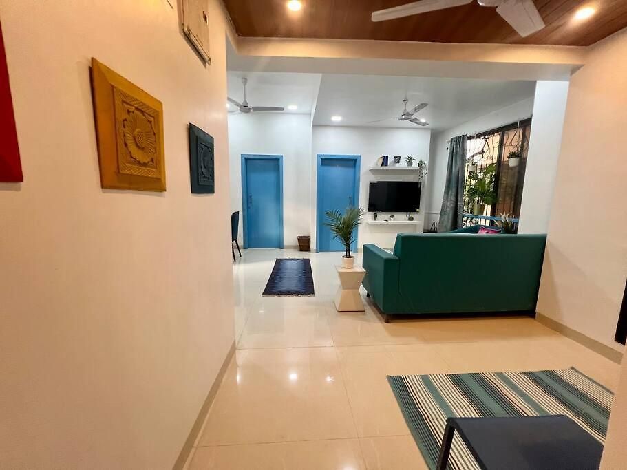 Mediterranean 2Bed Balcony Bandra Boojee Cafe By Connekthomes Apartment *