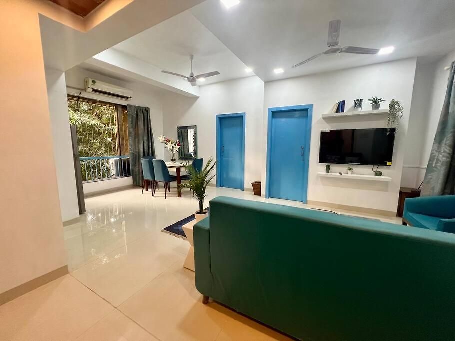 Apartment Mediterranean 2Bed Balcony Bandra Boojee Cafe By Connekthomes *