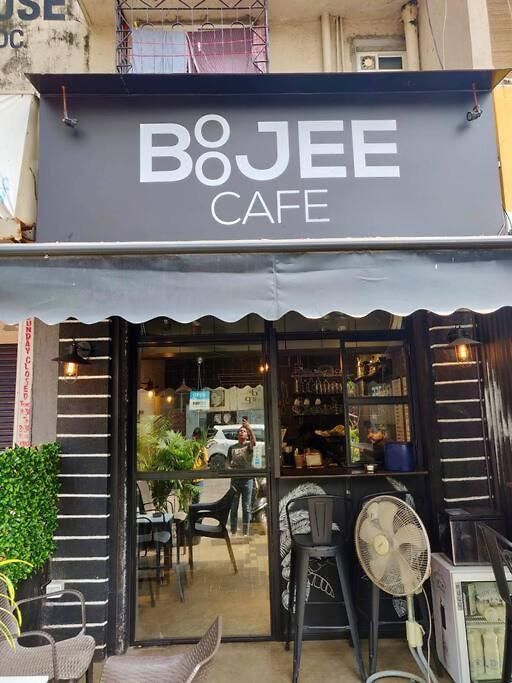 Apartment Mediterranean 2Bed Balcony Bandra Boojee Cafe By Connekthomes *