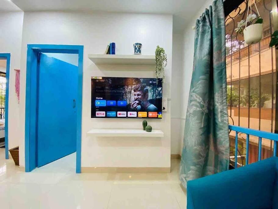 Mediterranean 2Bed Balcony Bandra Boojee Cafe By Connekthomes * Mumbai