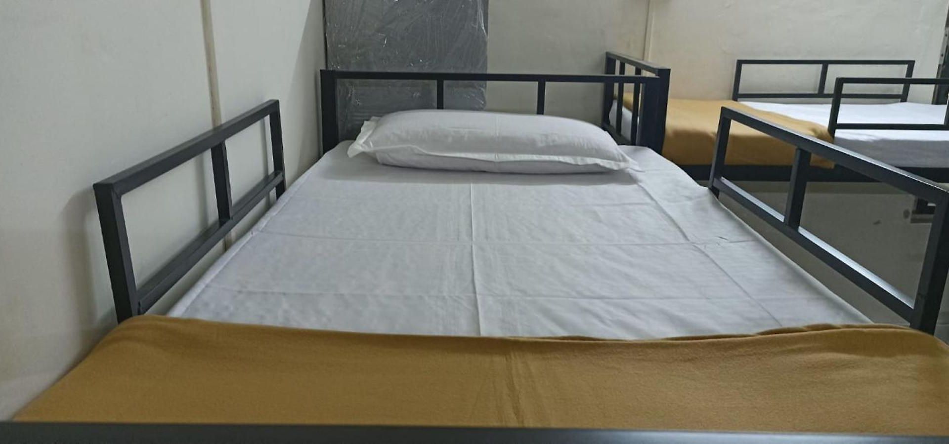 Kritika Accoommdates P G Hostel *