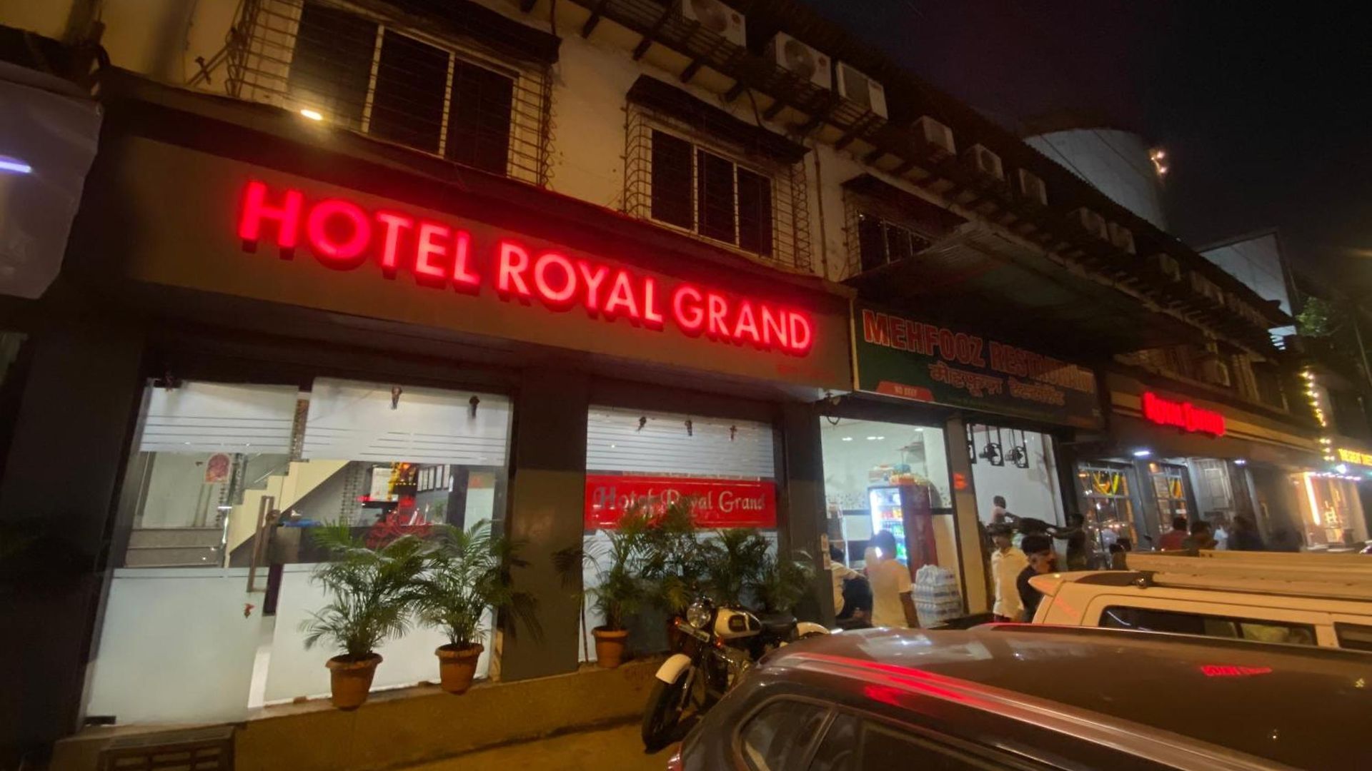 Hotel Royal Grand - Near International Airport 3*