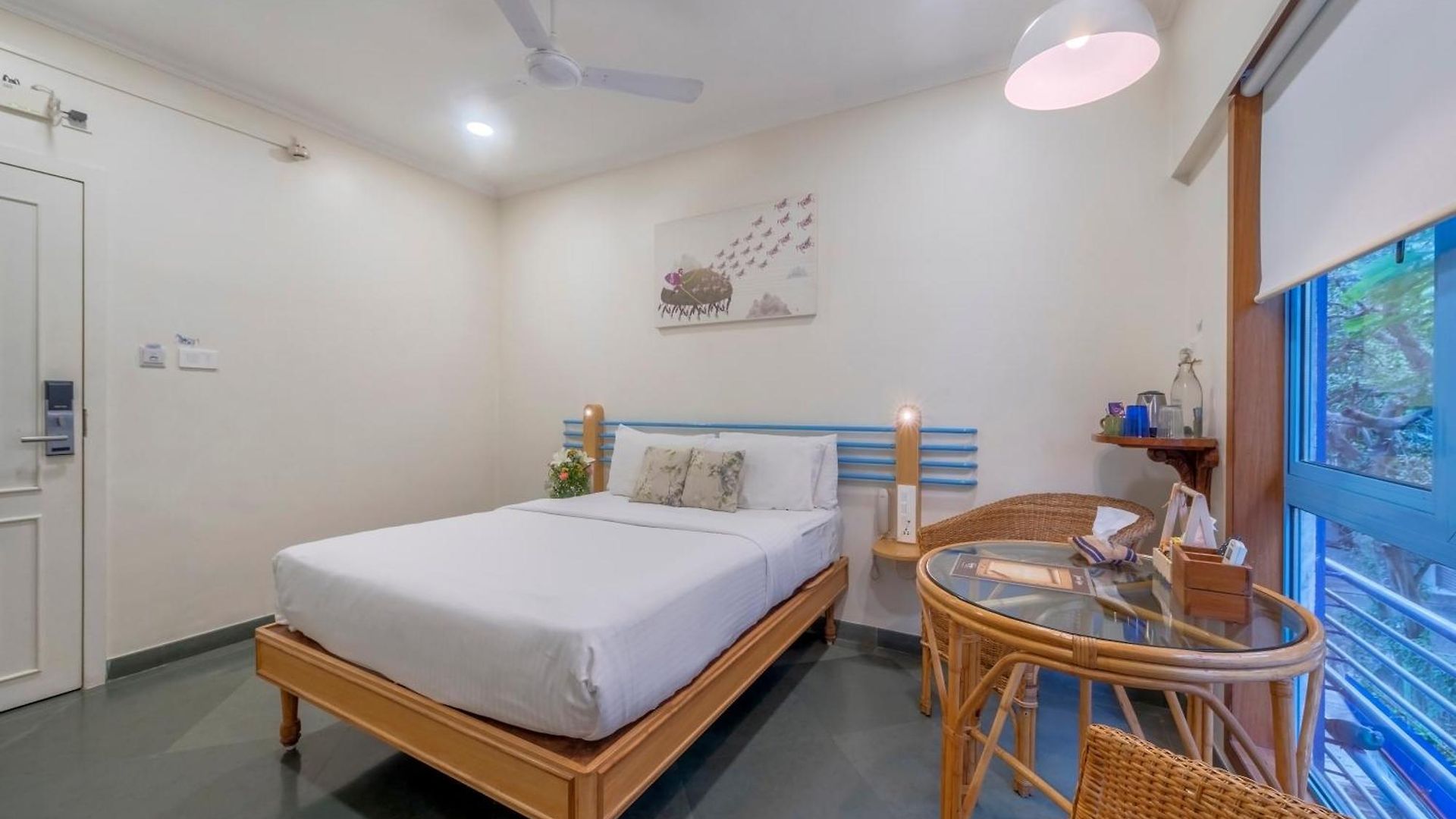 Hotel Kemps Corner 2*