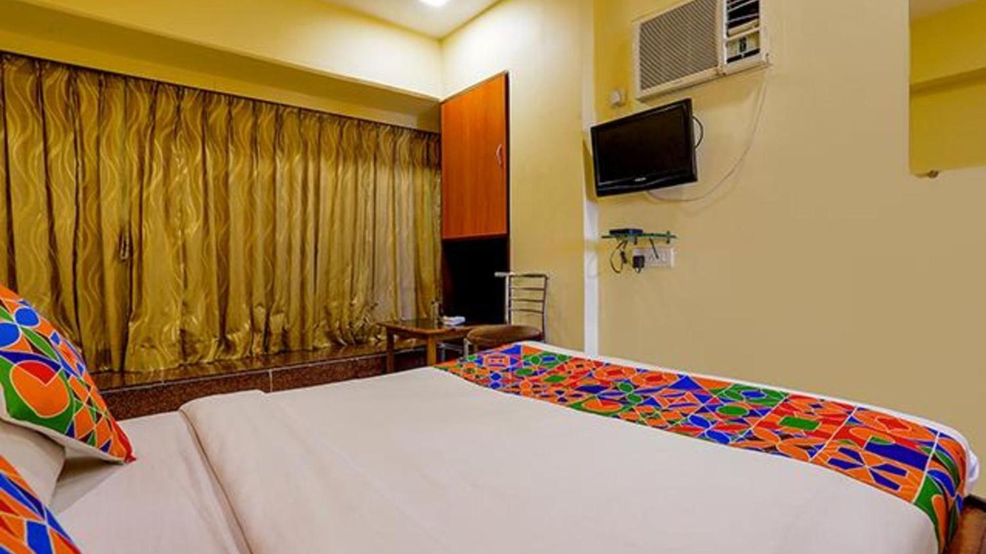 Via Jayshree Hotel Mumbai