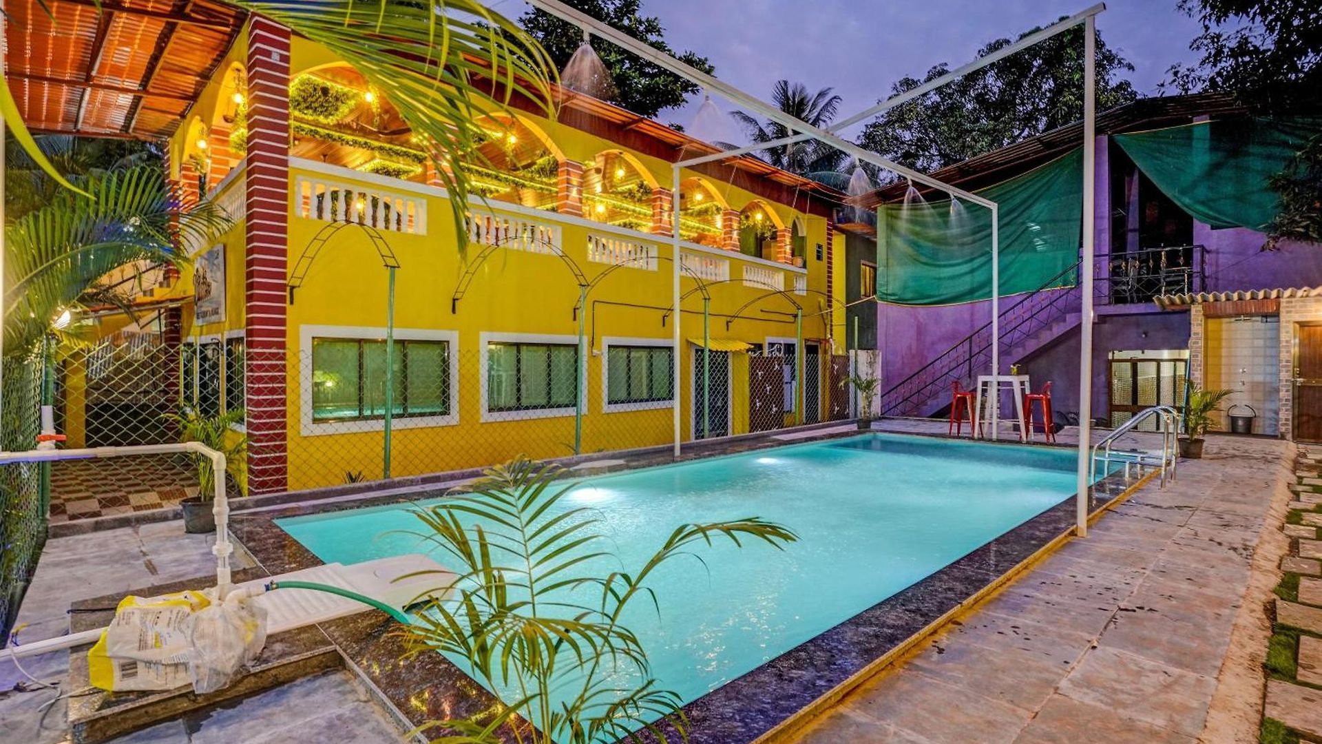 Collection O Palm Springs Mumbai