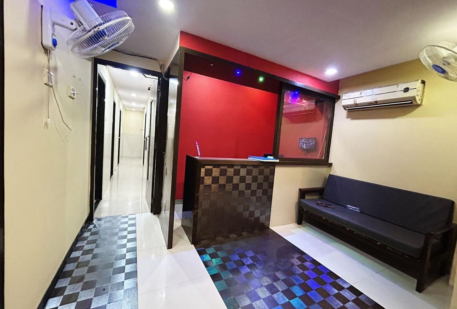 Apartment Skyway *