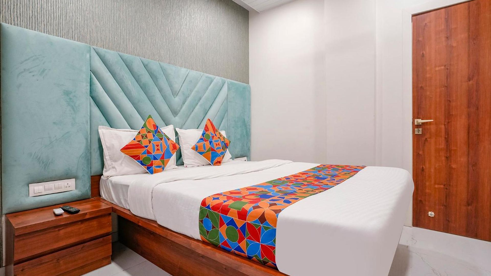 Hotel Fabhotel The Mint