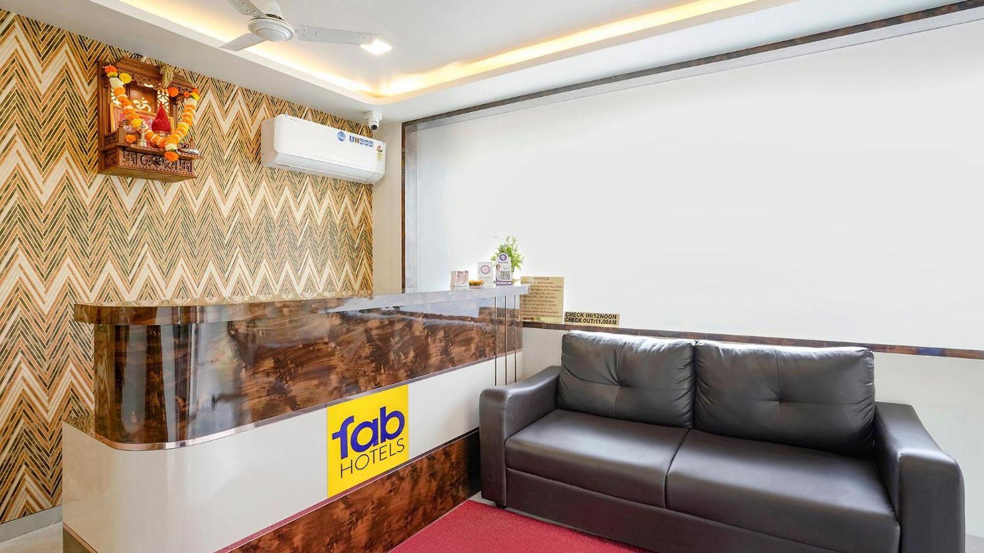 Fabhotel The Mint