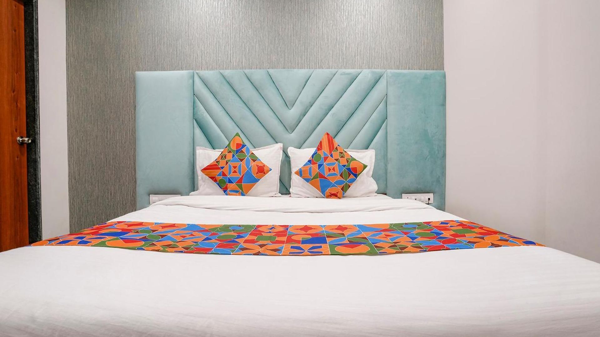 Hotel Fabhotel The Mint