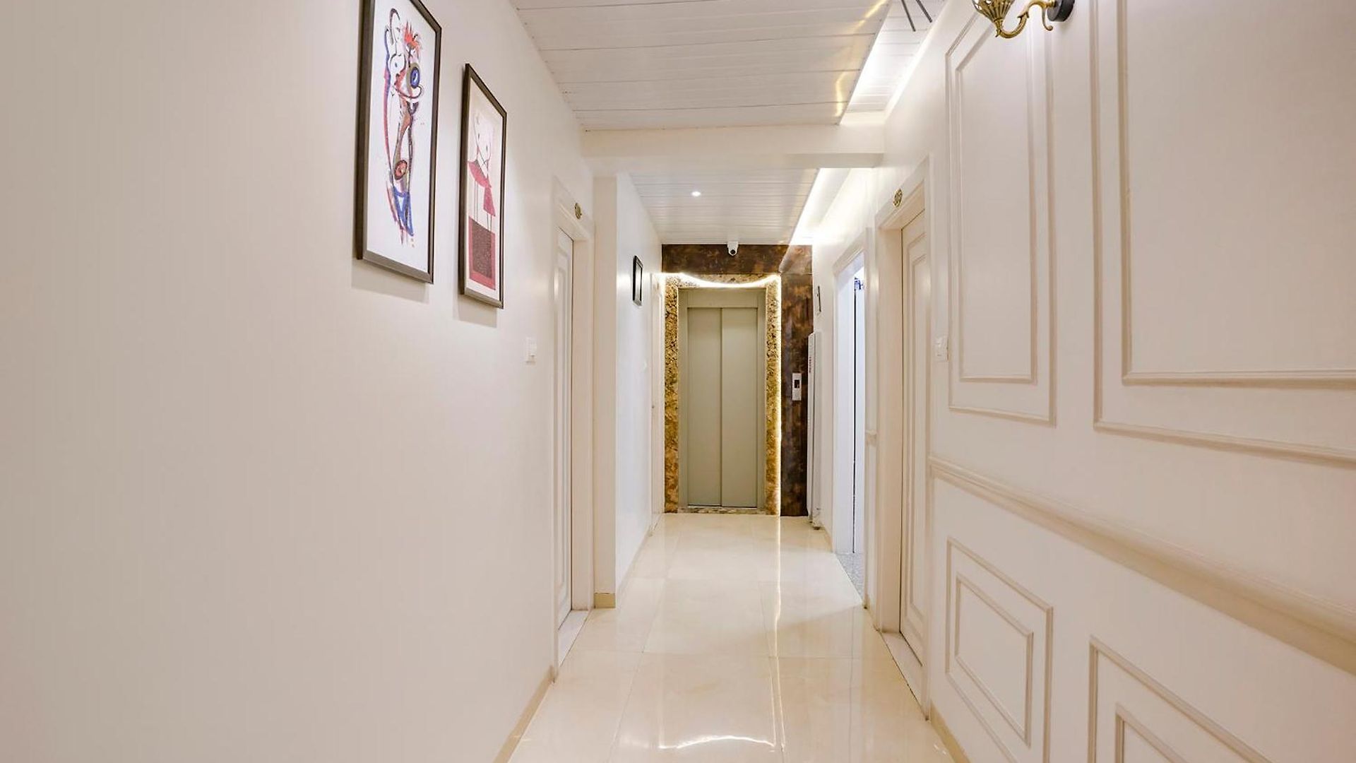 Fabhotel The Mint 3*