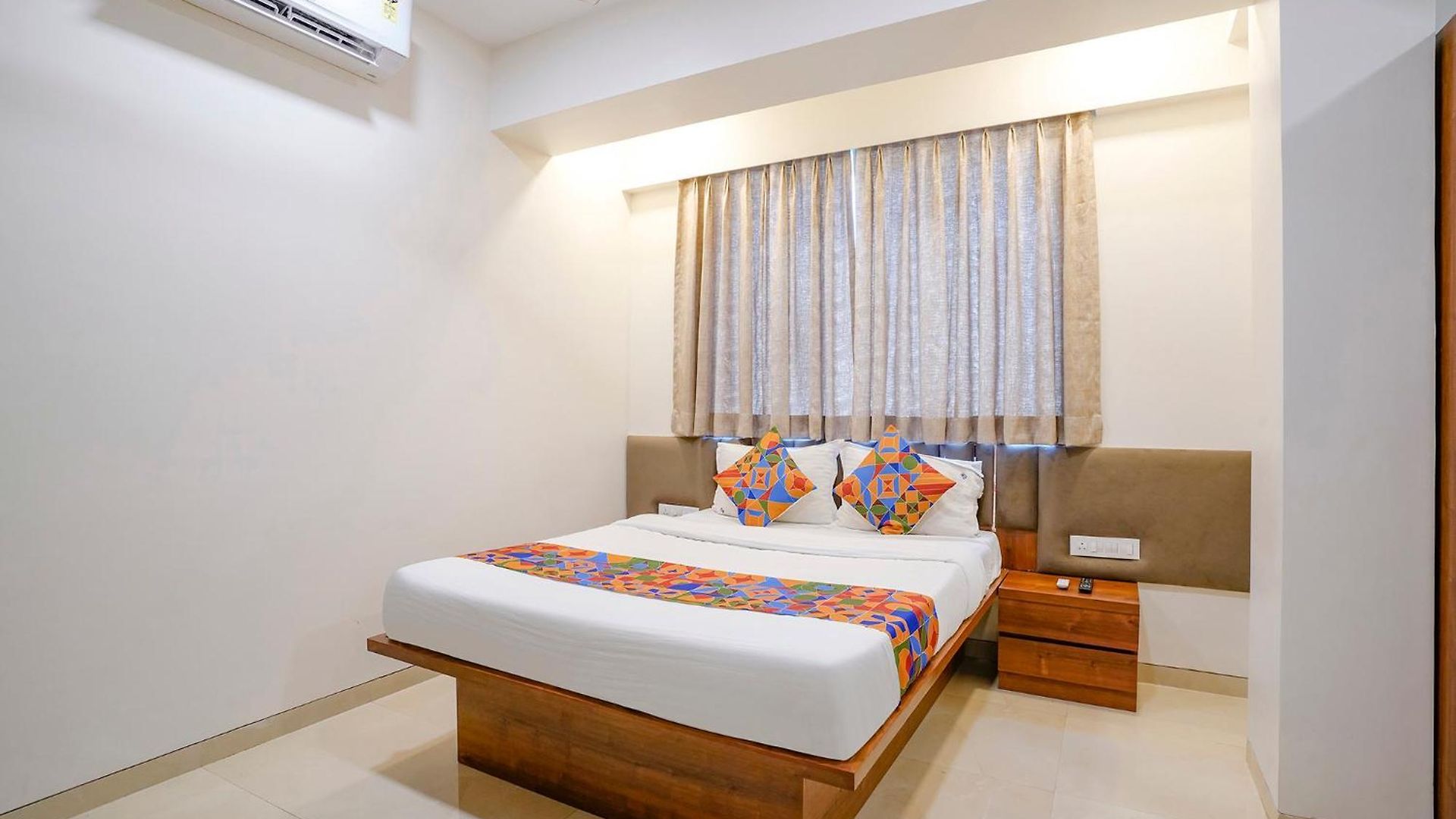Fabhotel The Mint Hotel Mumbai