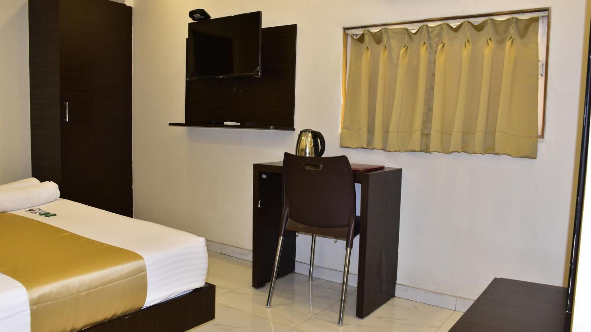 Hotel Bkc Palace - Near Us Consulate, Bandra Kurla Complex హోటల్ బి కే సి ప్యాలెస్ ఇన్ 2*