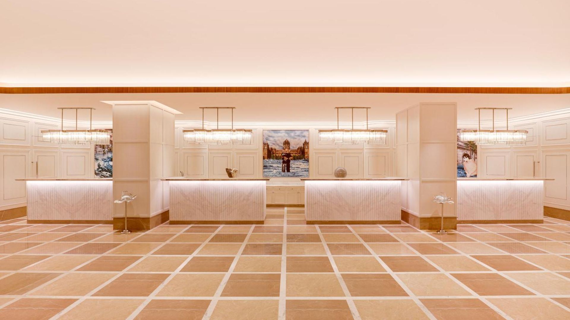 Aurika, International Airport - Luxury By Lemon Tree 5*