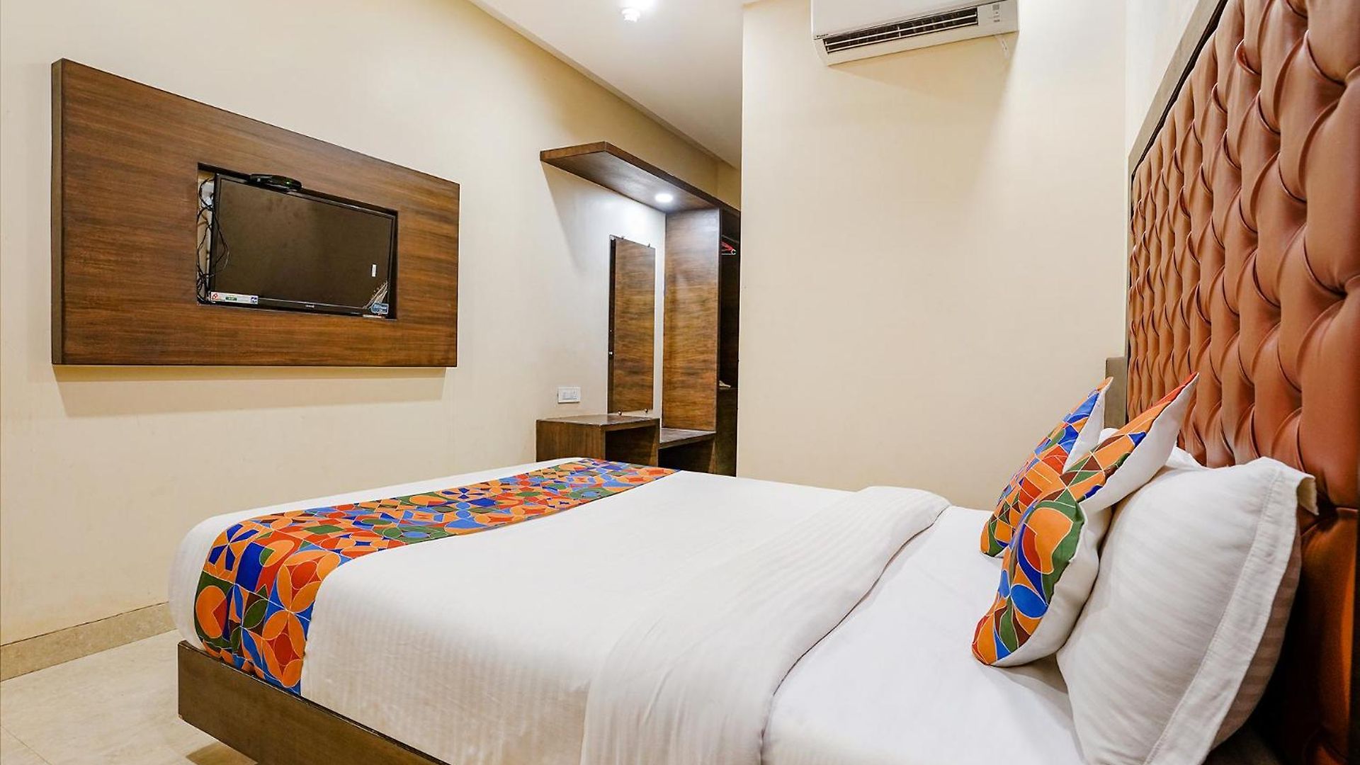 Fabhotel Vertigo
