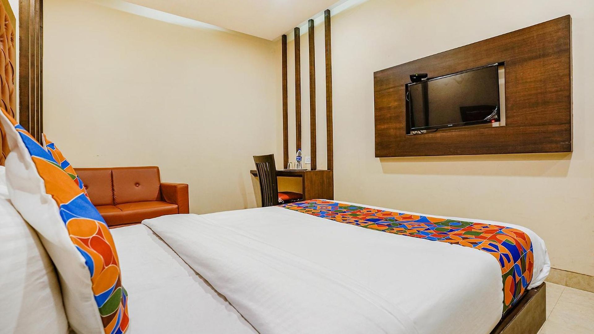 Fabhotel Vertigo Hotel 3*