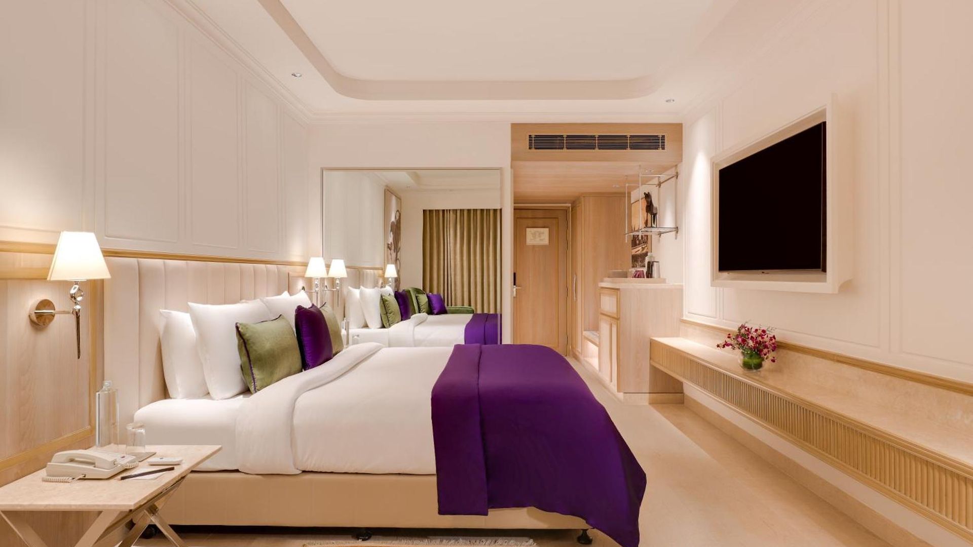 Aurika, International Airport - Luxury By Lemon Tree Hotel