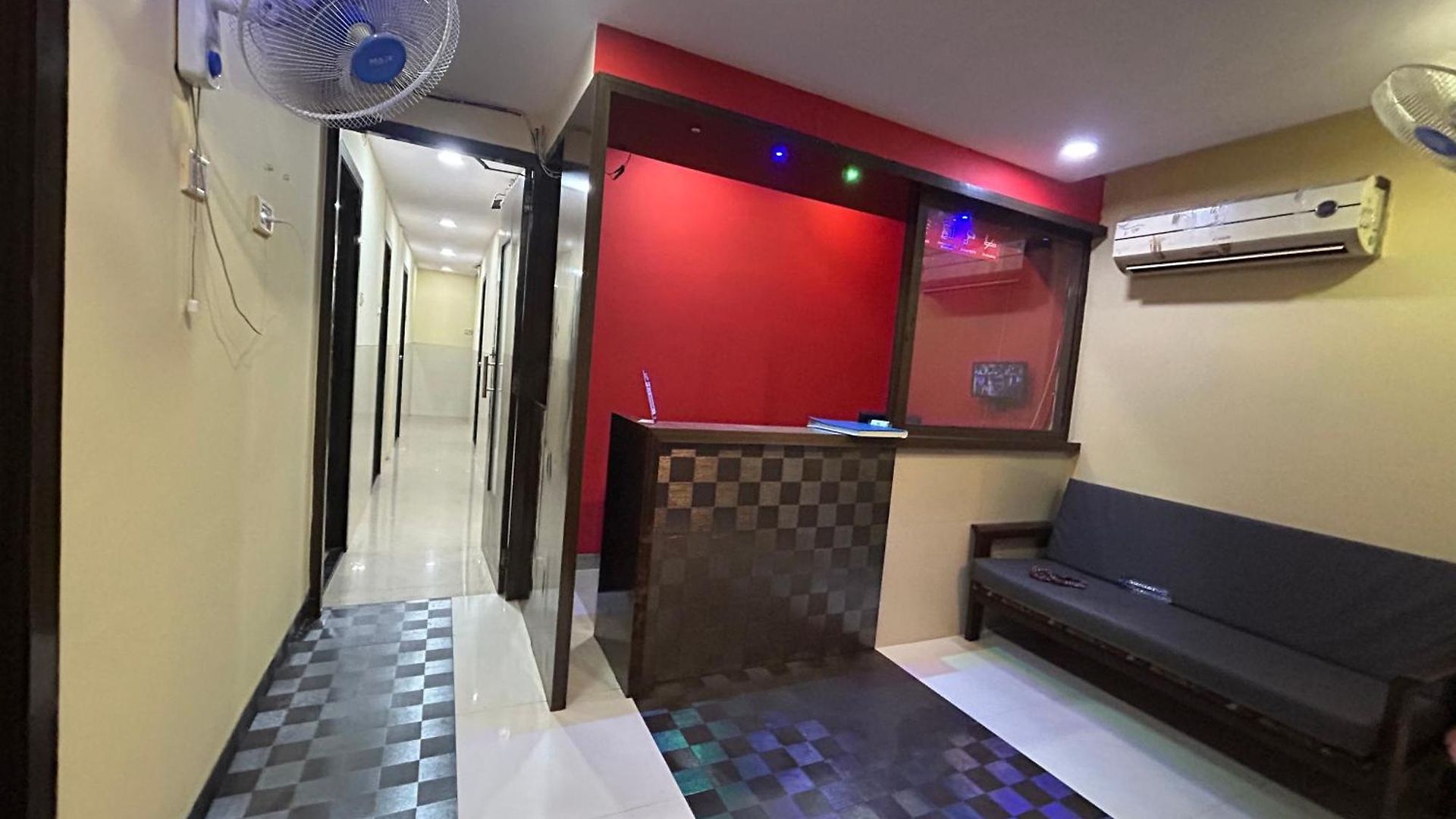Skyway Apartment