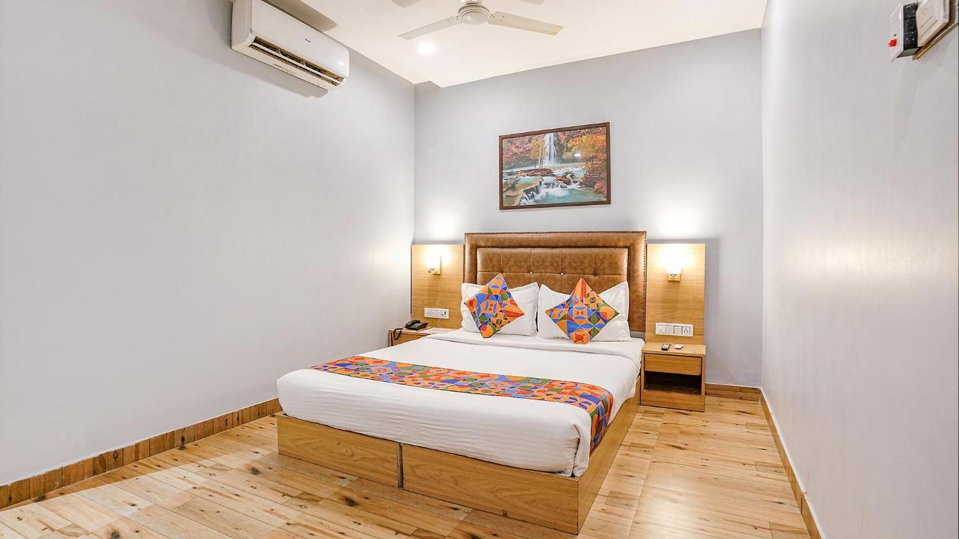 Fabhotel Zara Grand Hotel