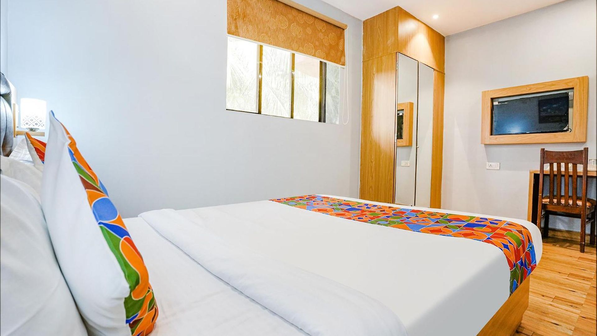 Fabhotel Zara Grand Mumbai
