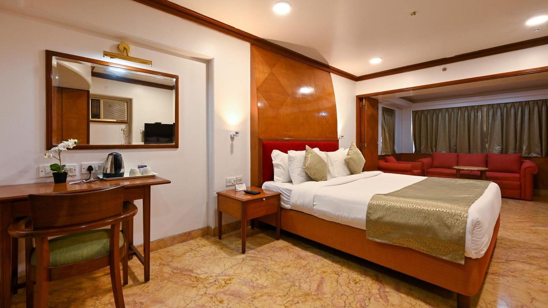 Parle International Hotel Mumbai