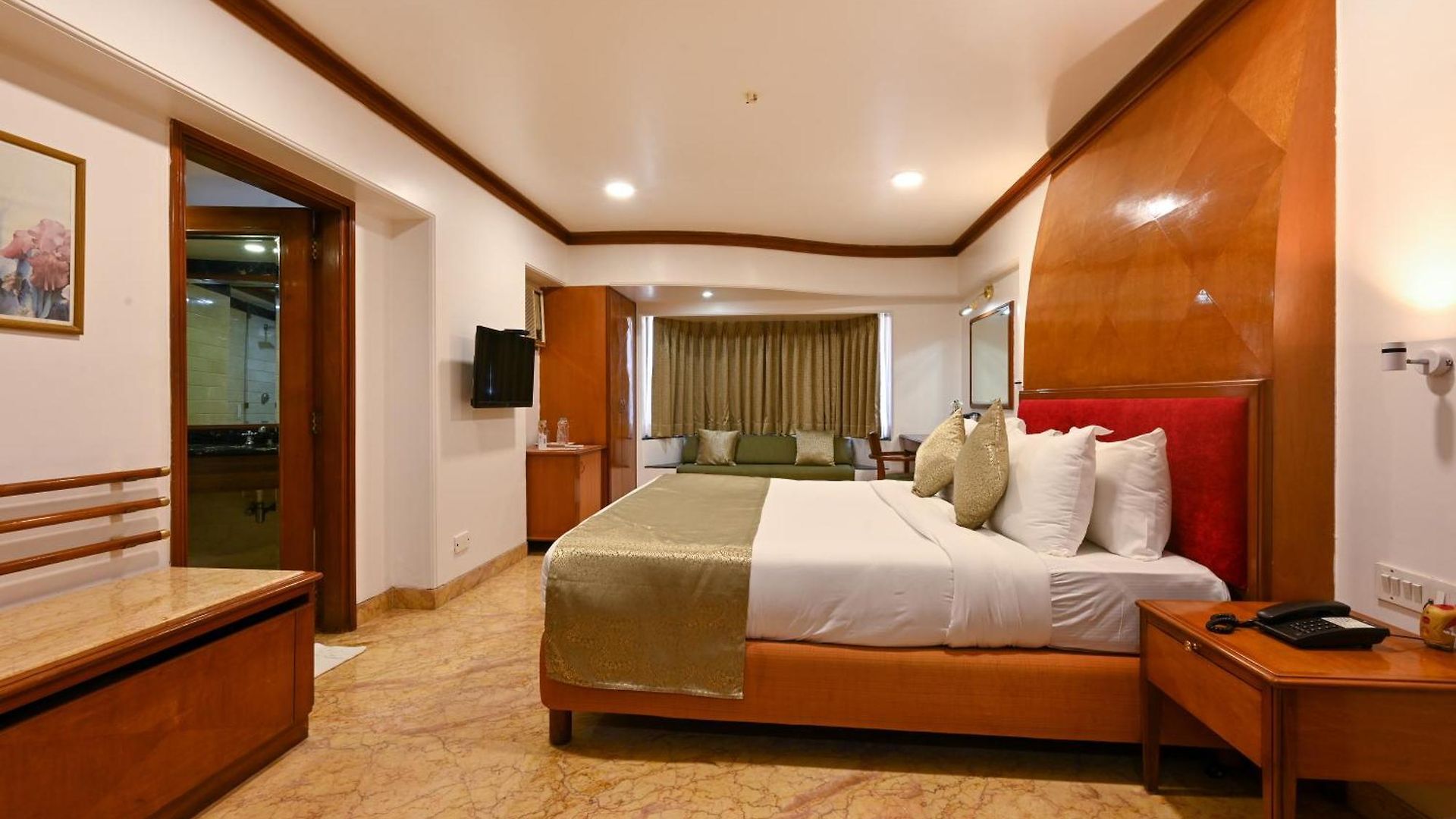 Parle International Hotel Mumbai