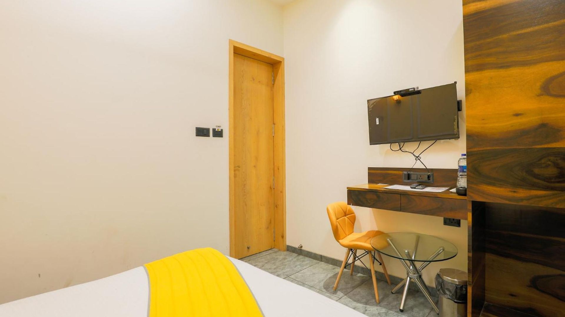 The Cattleya 3* Mumbai