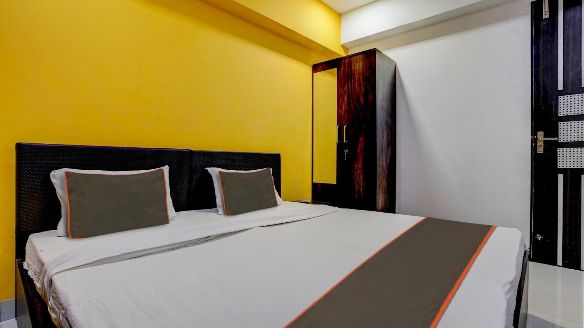 Hotel Rio Corporate House 3*