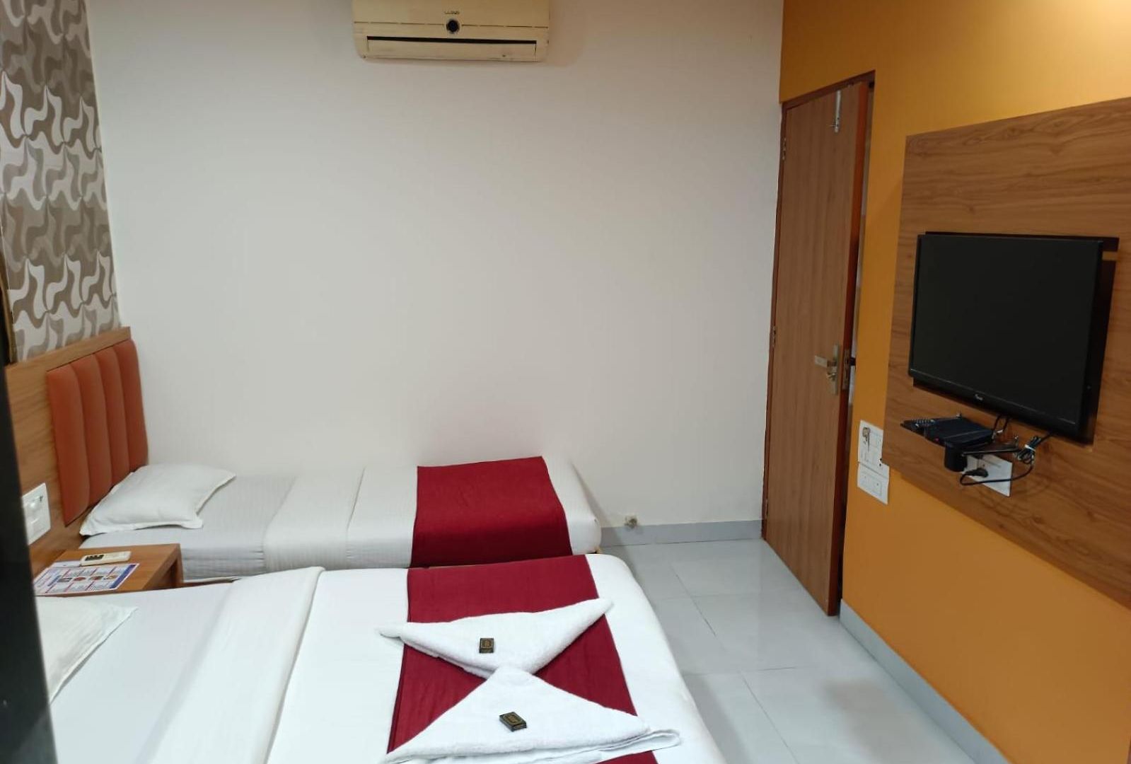 Hotel Airport Annex *