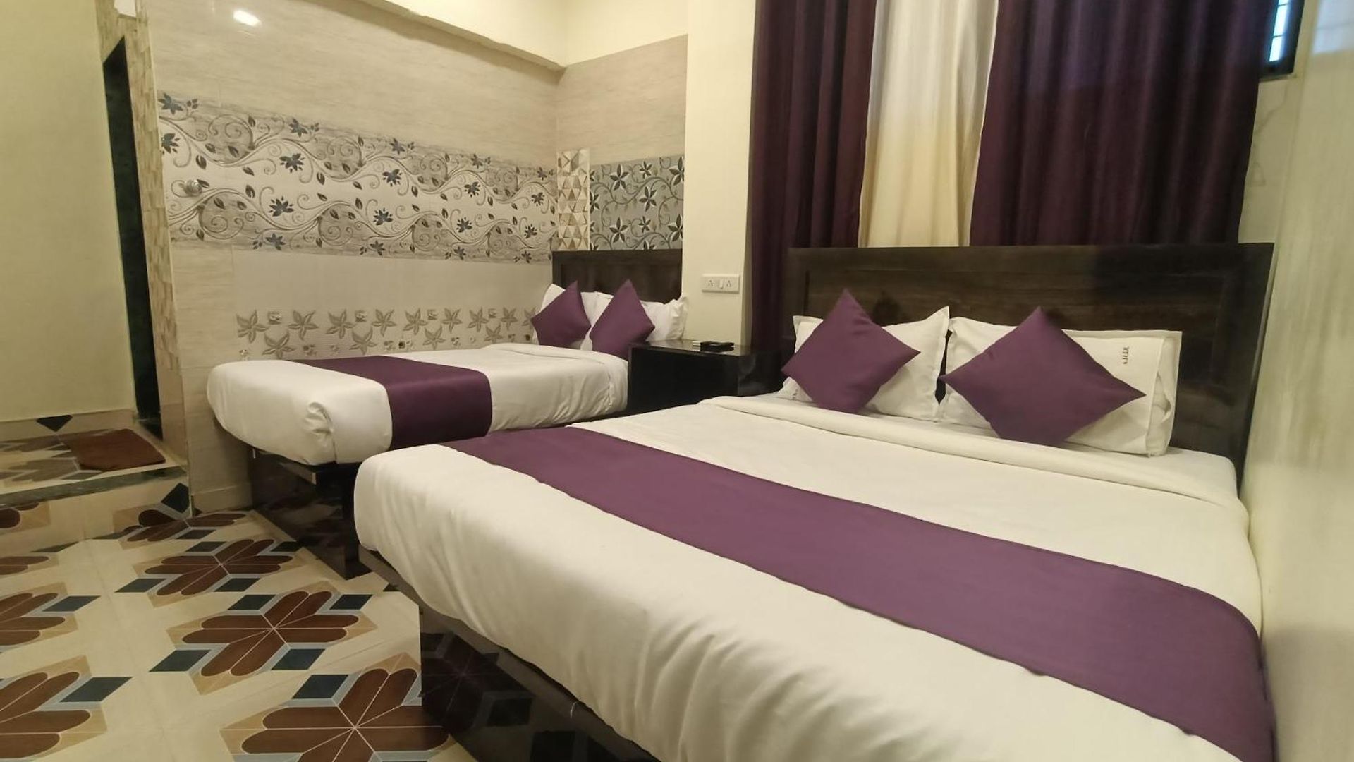Guest house Star Of Kurla - Nearest From Kurla - Near Bkc