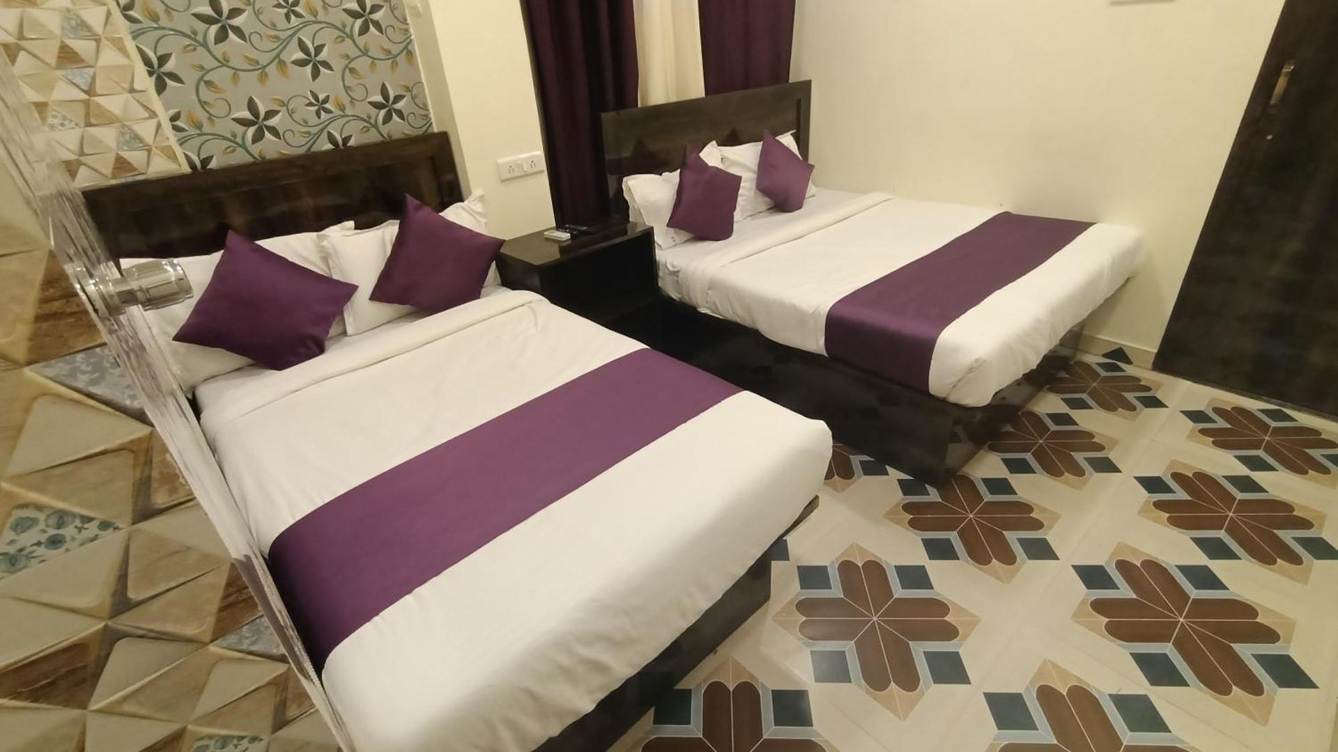 Guest house Star Of Kurla - Nearest From Kurla - Near Bkc