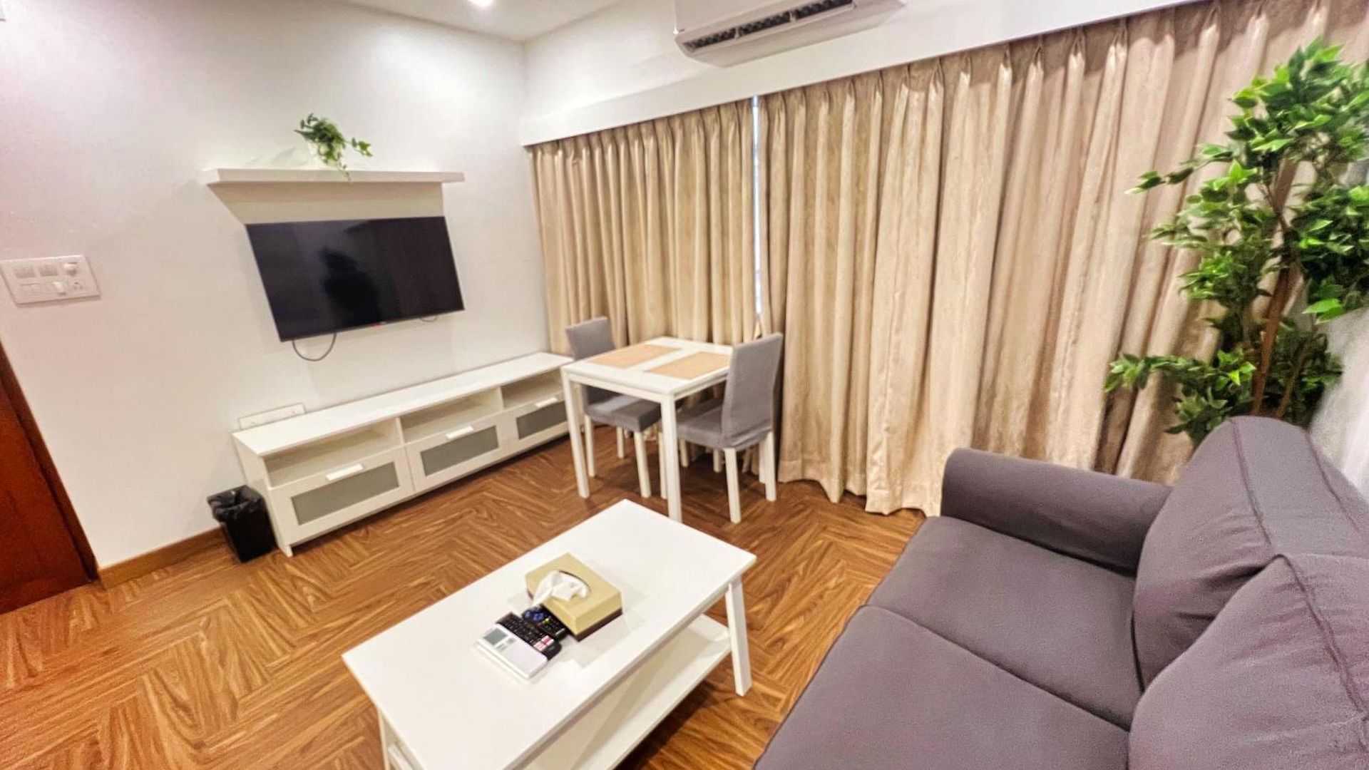 White House By Maxxvalue Service Bandra *