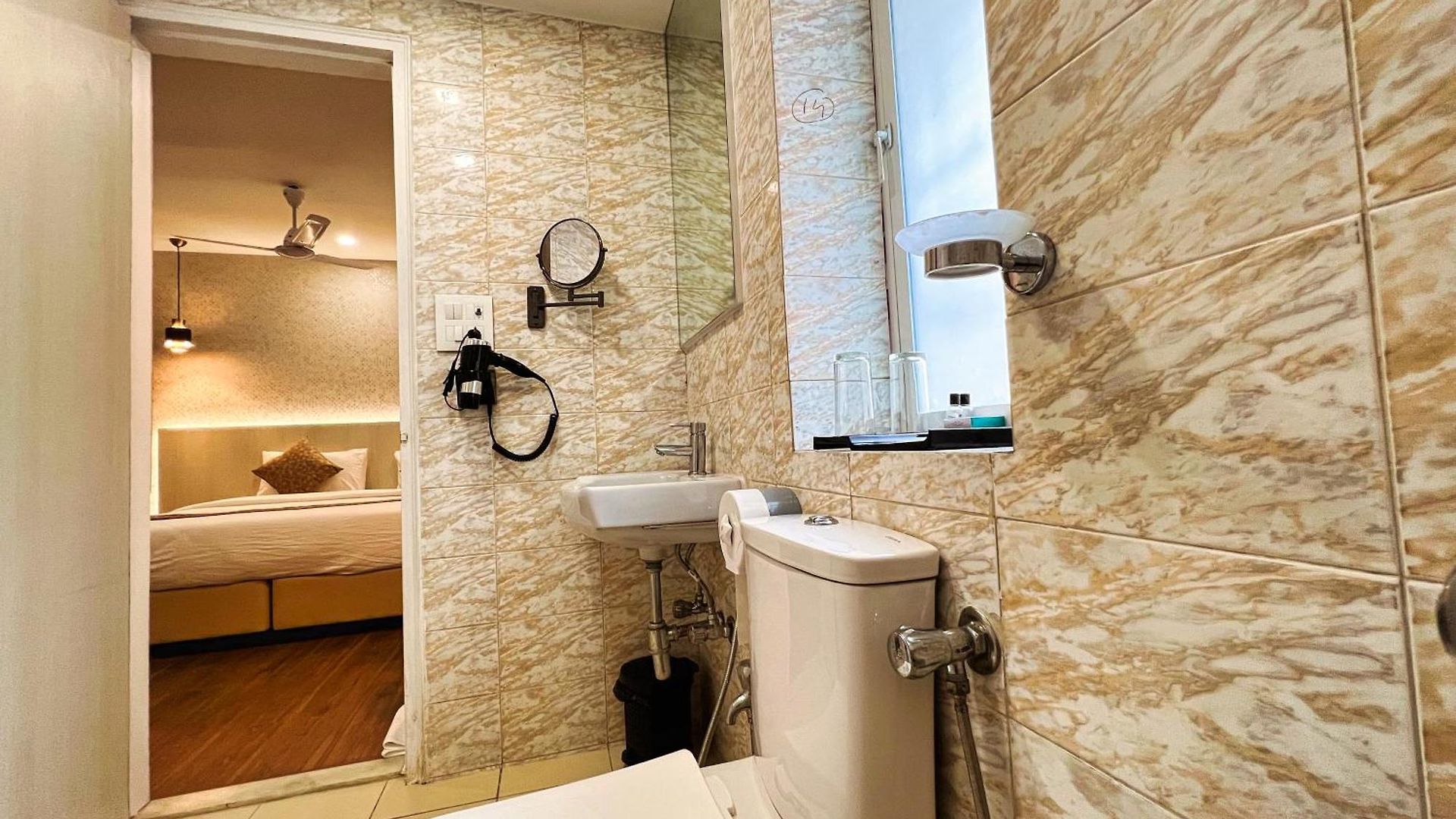 Apartment White House By Maxxvalue Service Bandra Mumbai