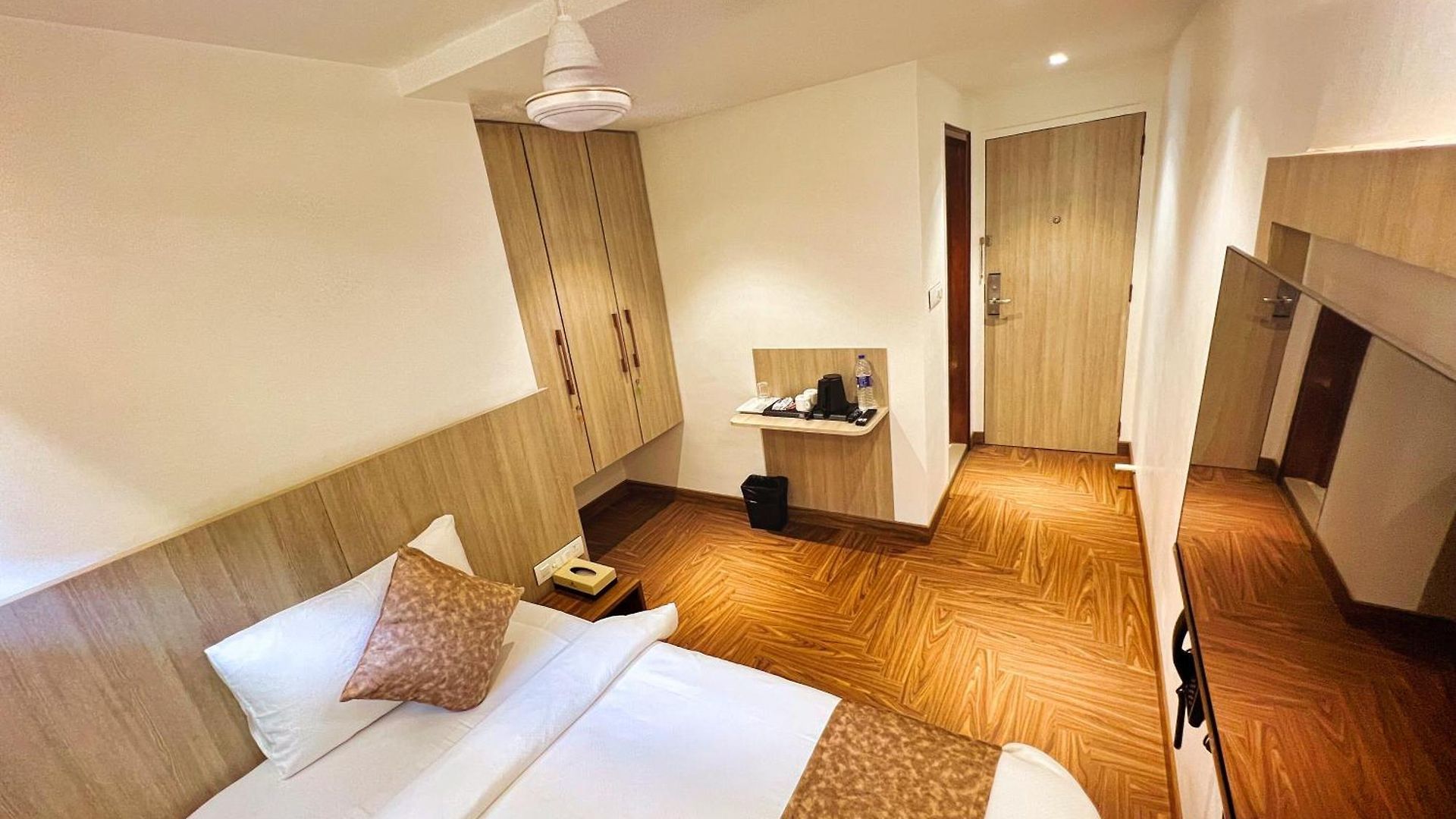 Apartment White House By Maxxvalue Service Bandra *