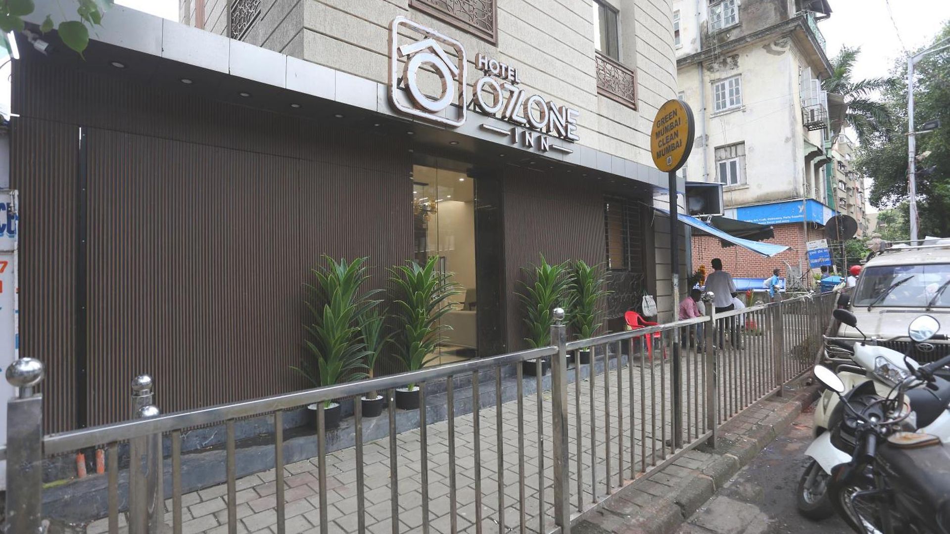 Ozone Colaba 3* Mumbai