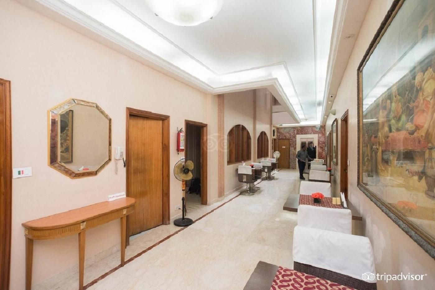 Regent Hotel 3*