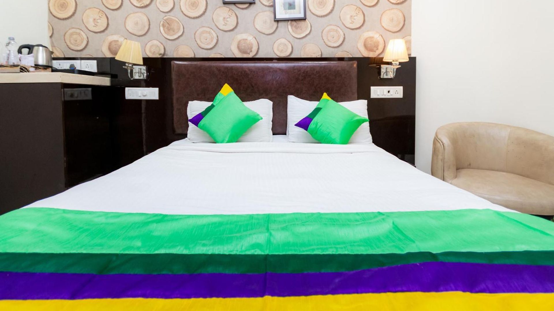 Treebo Laaiba Residency Mumbai