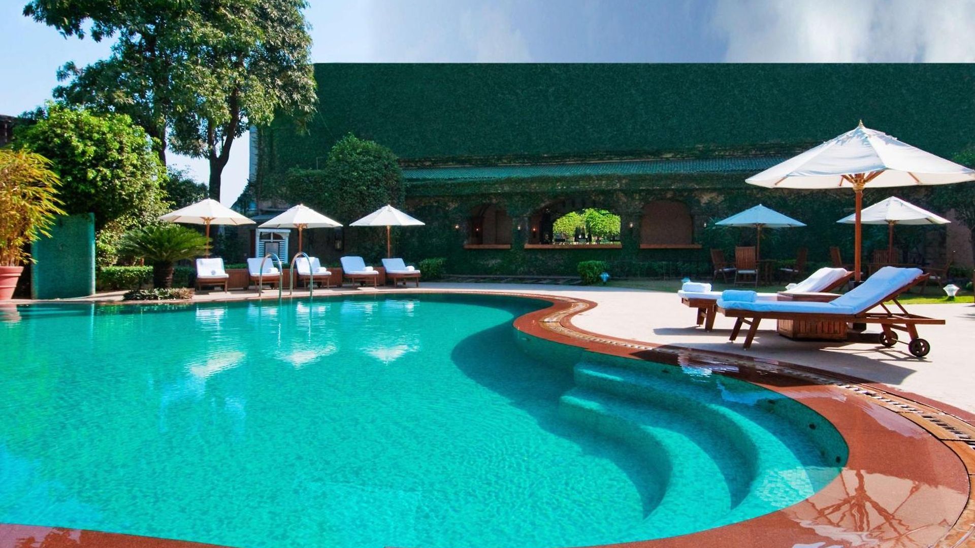 Hilton International Airport Hotel
