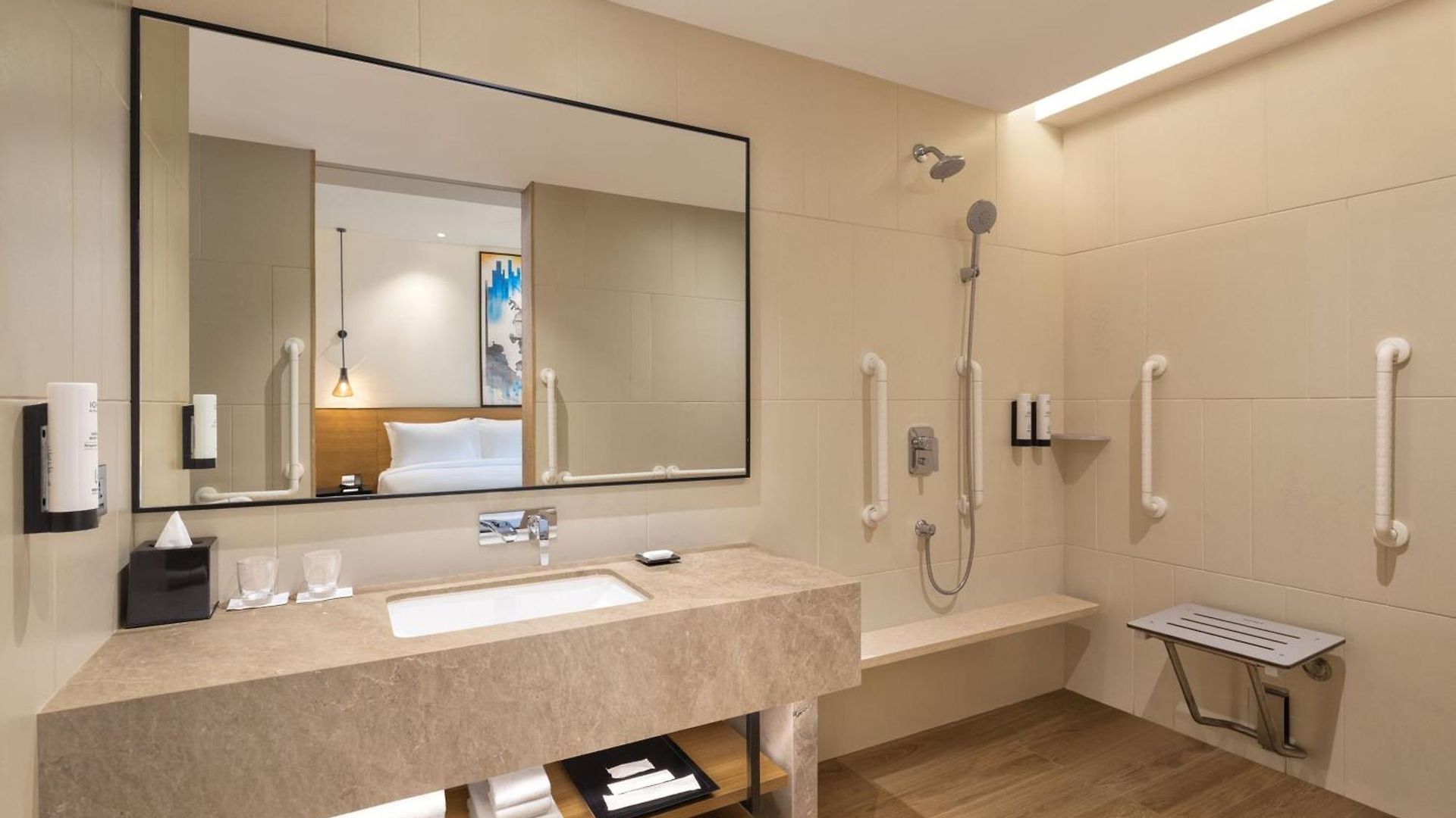 Fairfield By Marriott International Airport Mumbai
