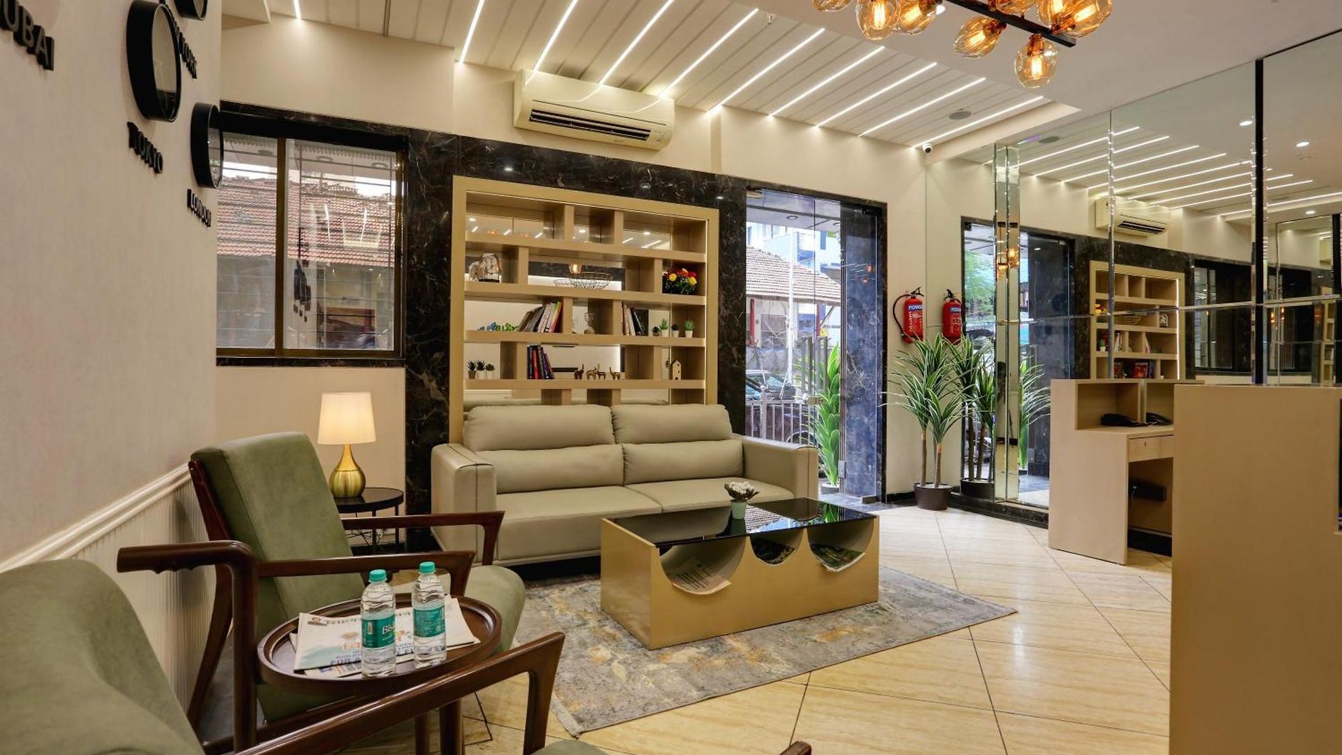 Ozone Colaba 3*