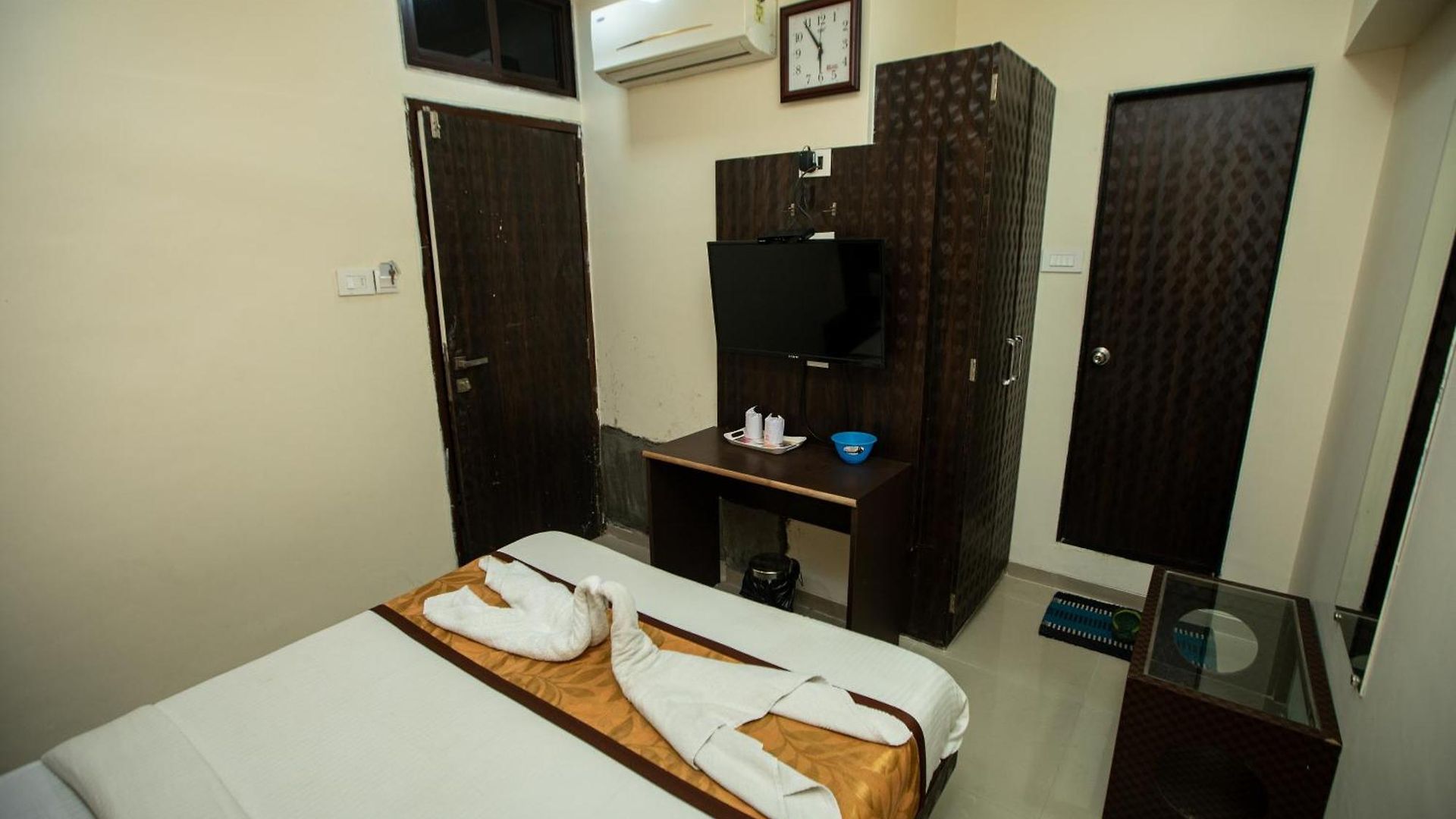 J D Residency