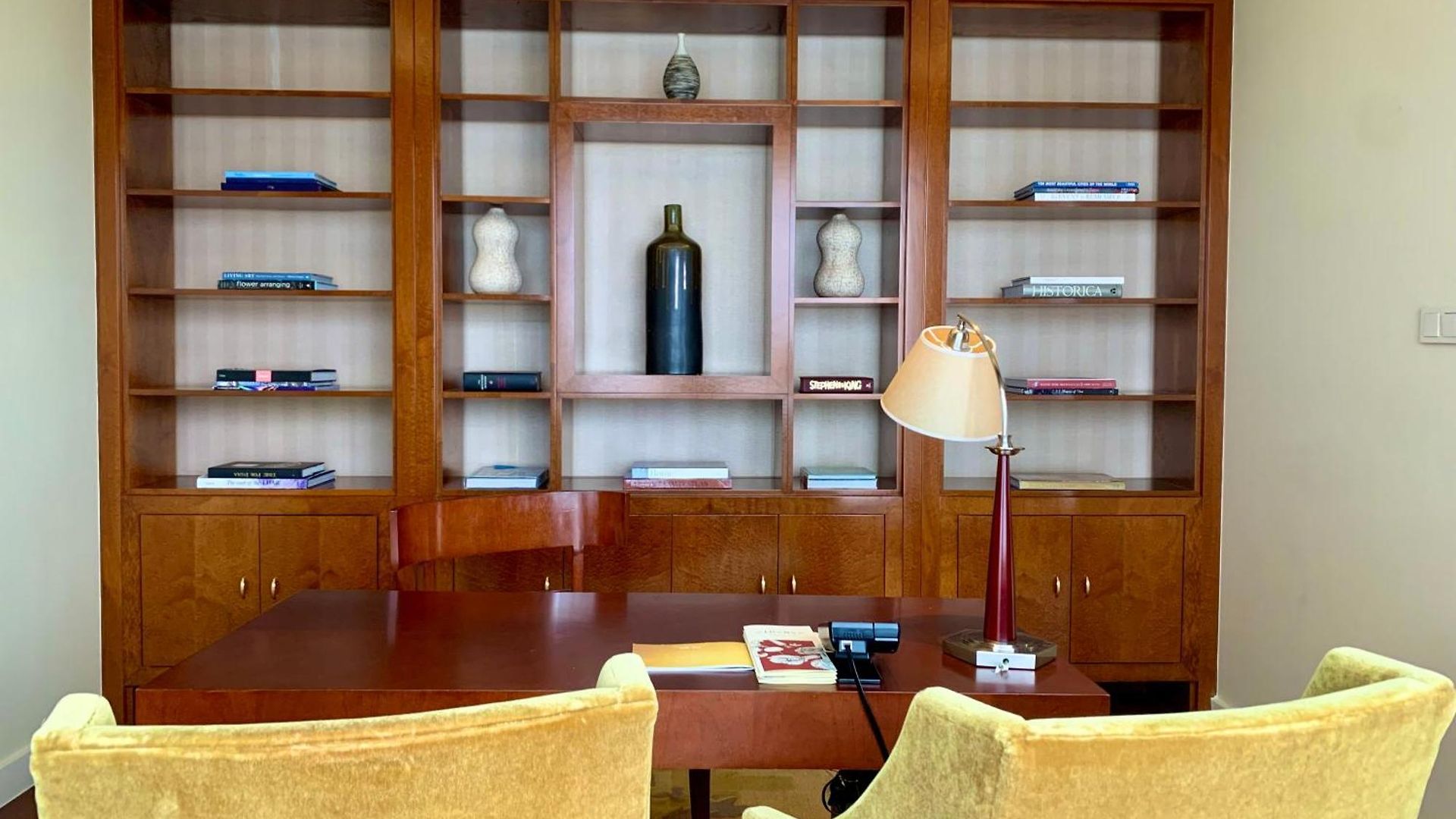 Four Seasons Hotel