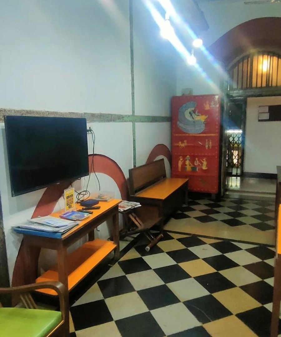 Vasantashram Cst Mumbai, Free Wifi With 1940s Retro Vibe Hostel Mumbai