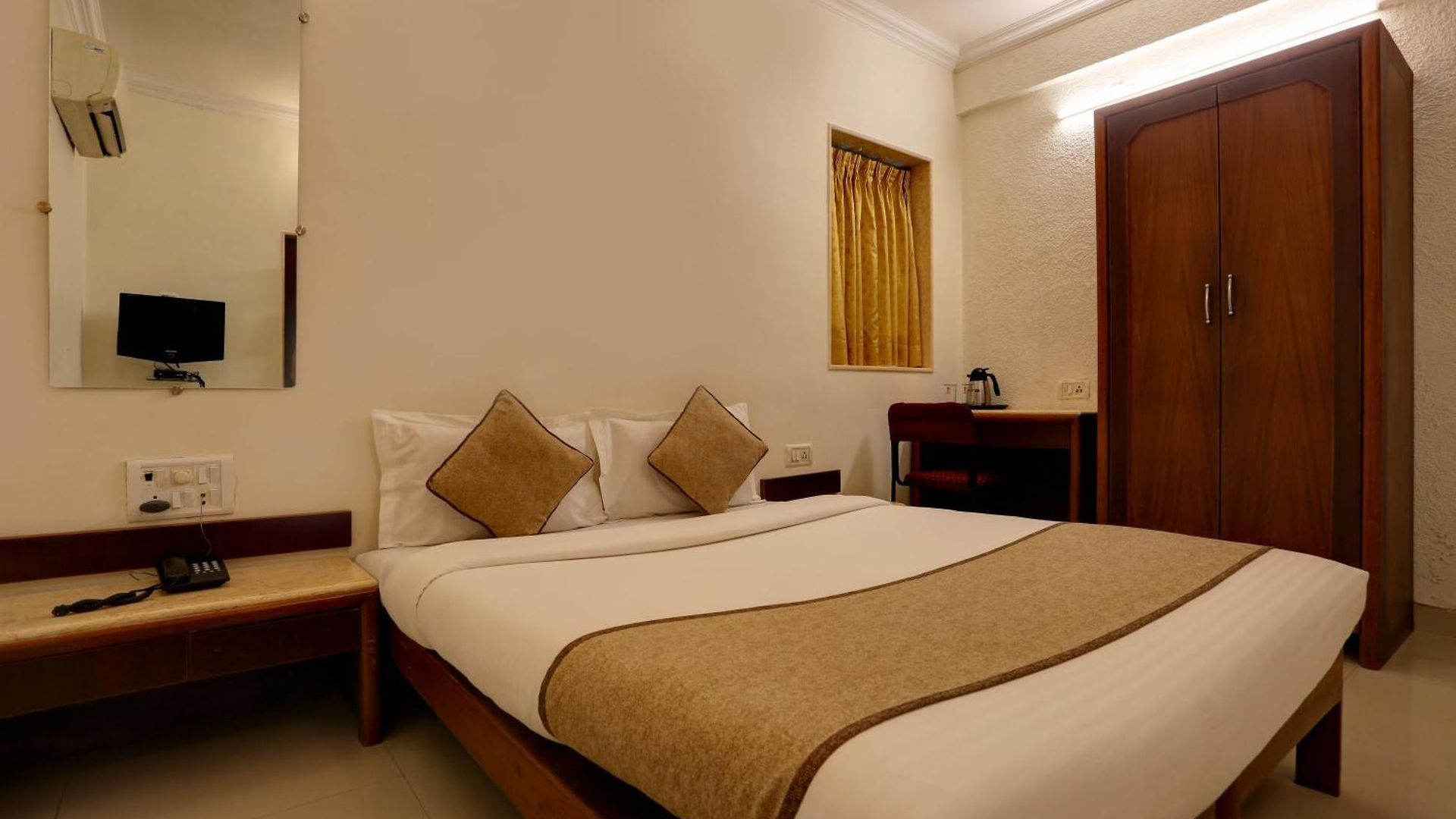 Accord Hotel Mumbai