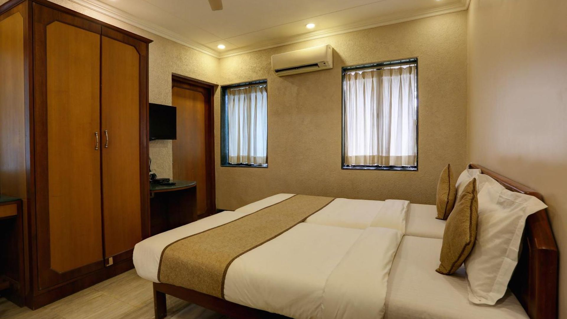 Accord Hotel 3*