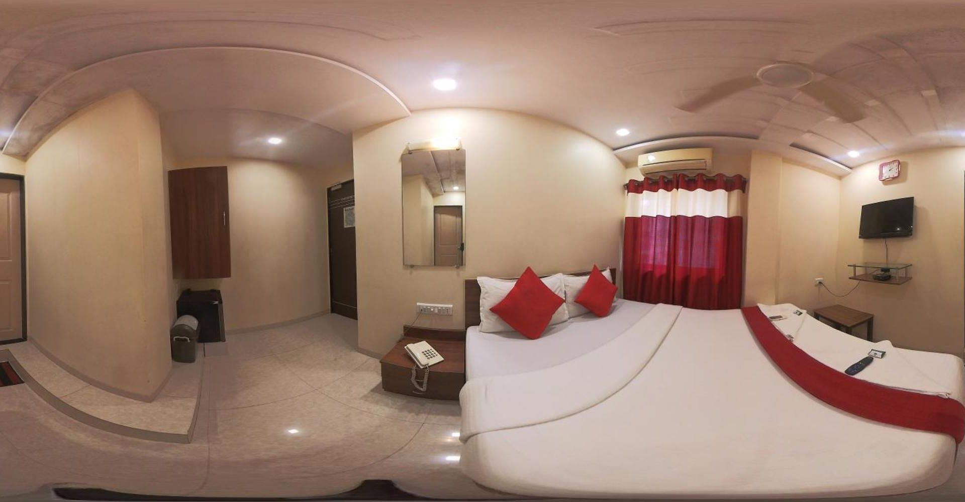 Briteway Hotel 3*