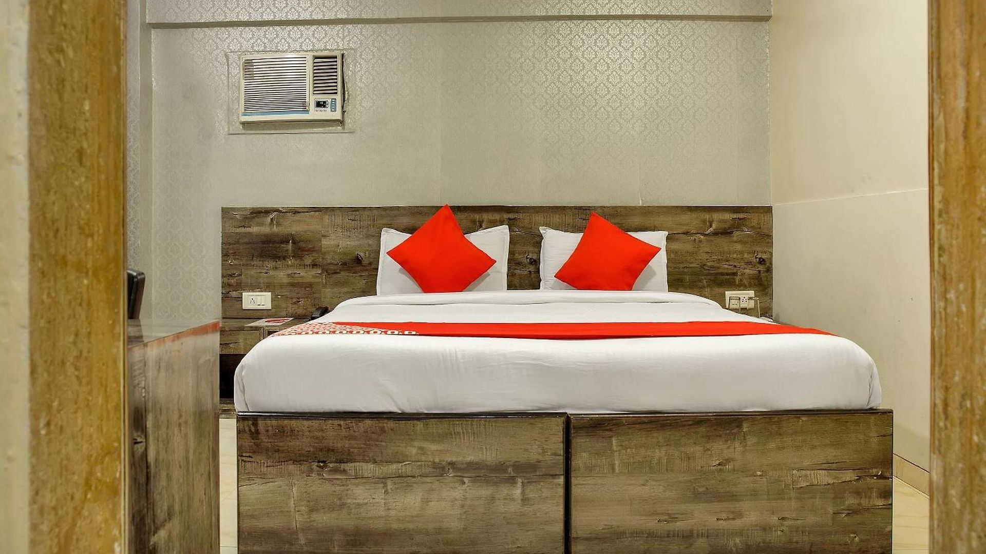 Hotel Hotel O Rana Residency Near Western Express Highway Metro Station Mumbai