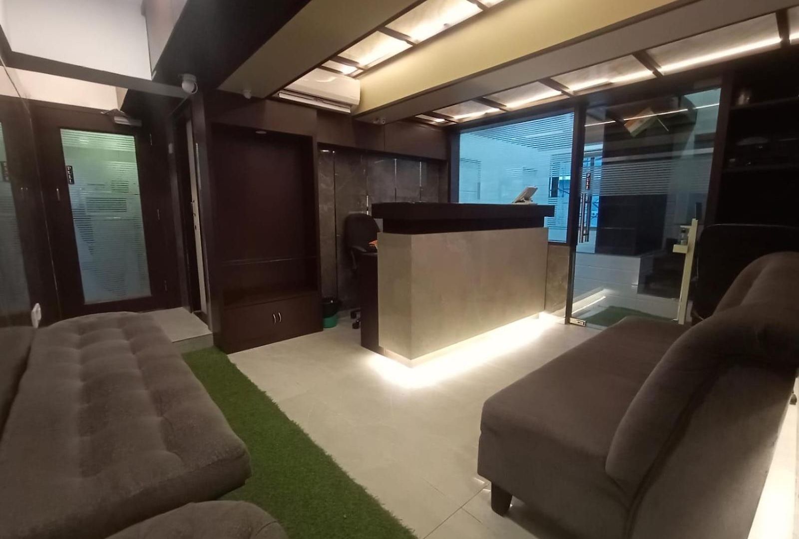 Hotel Arma Court - Near Us Embassy, Bkc
